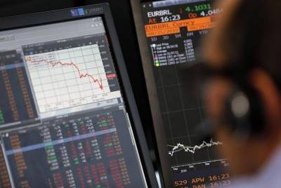 Рынок акций Московской биржи по состоянию на 18:45 мск 18 сентября снижается