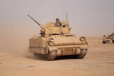 США перебросят боевые машины пехоты Bradley на северо-восток Сирии