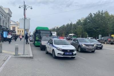В Екатеринбурге в автобусе пострадал шестилетний мальчик