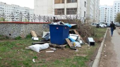 В Башкирии арестовали мусоровоз