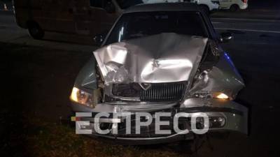 Пьяный водитель "Шкоды" устроил тройную ДТП на столичном Харьковском массиве: есть пострадавшая
