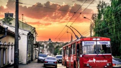 Черновцам не хватает 100 водителей троллейбусов