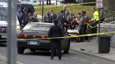 Два человека погибли, 16 получили ранения в результате стрельбы в Рочестере