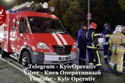 Авто в хлам, есть пострадавшие: В Киеве на Дружбы Народов произошло тройное ДТП