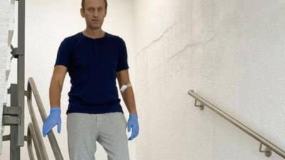 Навальный рассказал, как проходит его восстановление в "Шарите"