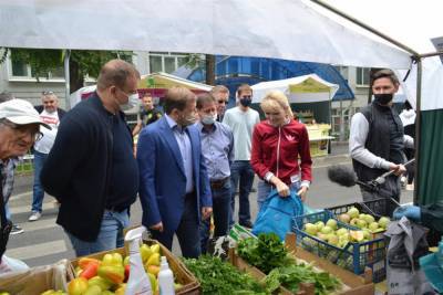 Парламентарий Сергей Орленко проверил краснодарские рынки и ярмарки
