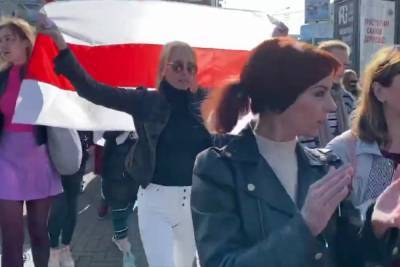В Минске начался субботний женский марш
