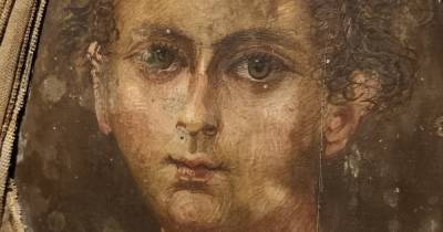 Реконструкцию лица мумии сравнили с погребальным портретом