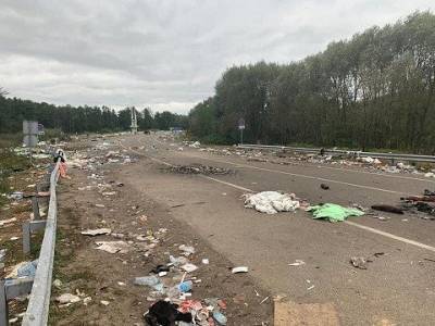 Хасиды, пытавшиеся попасть в Украину из Беларуси, оставили после себя груды мусора (ФОТО)