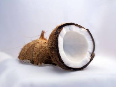 Ученые рассказали о полезных свойствах кокосового масла
