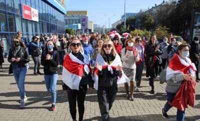 В Минске проходит «Блестящий» женский марш и очередные задержания — фото, видео