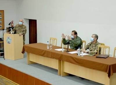 Главы Минобороны и Генштаба ВС Армении приняли участие в мероприятии в Военном университете имени Саркисяна