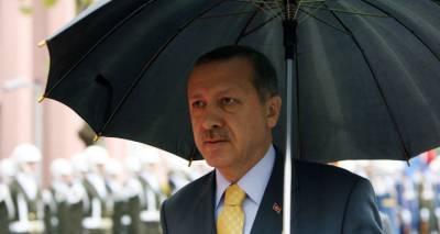 Статья с нецензурной бранью в адрес Эрдогана вышла в греческом СМИ - правительство осудило