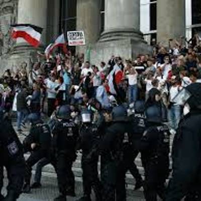 Акция "ковид-диссидентов" прошла на Трафальгарской площади в Лондоне