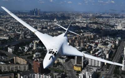 Российские Ту-160 установили рекорд по длительности беспосадочного полёта