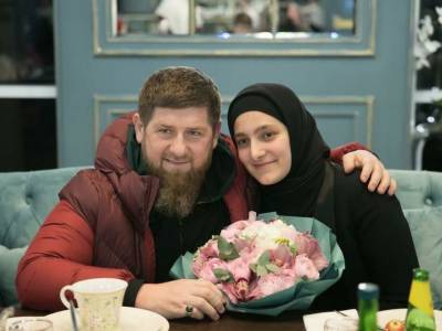 Кадыров назначил 21-летнюю дочь первым замминистра культуры Чечни