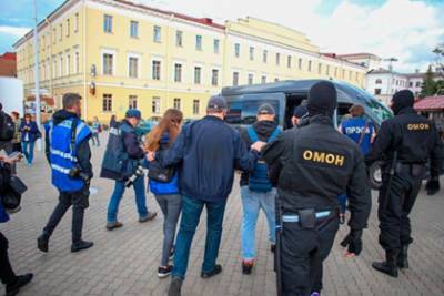 Милиция в Минске отказалась освободить задержанных журналистов