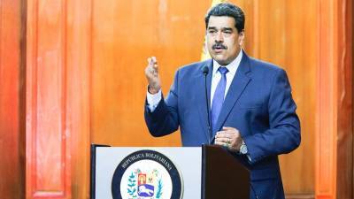 Мадуро рассказал о поиске властями США снайперов для его убийства