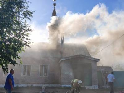 В Башкирии пожарные тушили горящую мечеть
