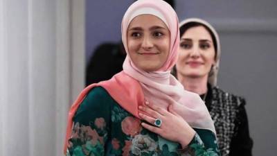 Первым заместителем министра культуры Чечни стала 21-летняя дочь Рамзана Кадырова
