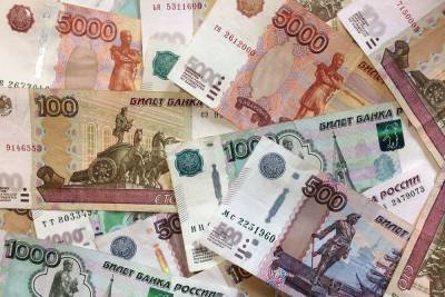 Жители России рекордно нарастили долги по трем видам кредитов
