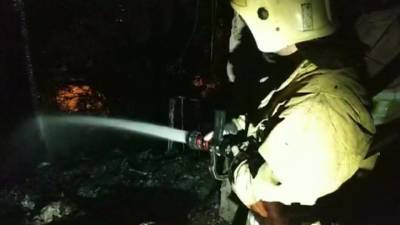 В пожаре в Махачкале погибли женщина и четыре ребенка