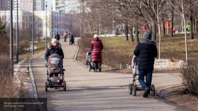 Многодетных семей могут освободить от имущественного налога в России