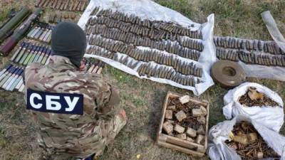 СБУ нашла на Луганщине тайник с гранатометами