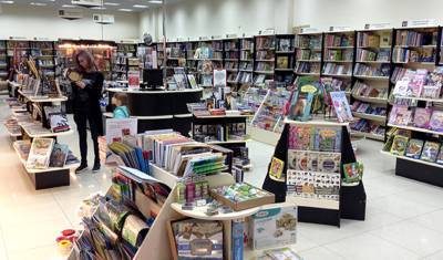 Россиянам хотят запретить фотографировать книги и ноты в магазинах