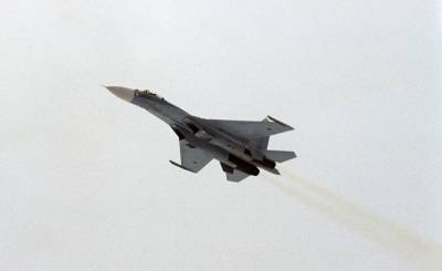 CNN (США): российский самолет нарушил воздушное пространство НАТО при попытке перехвата американского бомбардировщика В-52