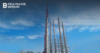 На этиленнике Нижнекамскнефтехима смонтирована колонна высотой 50 метров и весом 170 тонн