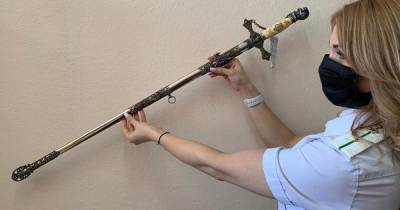 Конфискованный при попытке вывоза из РФ меч тамплиеров отдадут в музей
