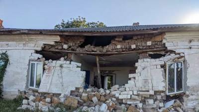Не дожил до ремонта: в Крыму в доме без стены умер ветеран ВОВ