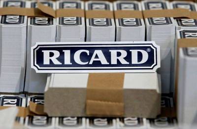 Годовая прибыль Pernod Ricard упала из-за спада продаж