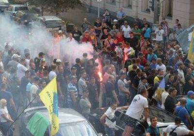 Бунт разгорелся под Радой в Киеве, у людей сдали нервы: первые кадры происходящего