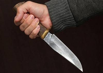В Пронском районе четверо парней задержали рецидивиста с ножом
