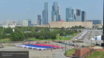 СМИ сообщили о прилете в Москву министра обороны Белоруссии