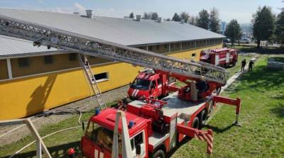 В Ивано-Франковской области потушили пожар на предприятии