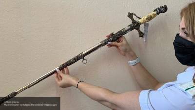 Конфискованный на российской границе меч тамплиеров передадут в музей