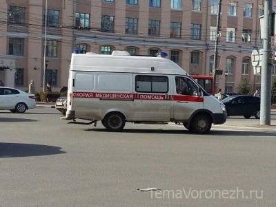 Воронежский школьник упал в обморок на линейке