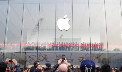Корпорация Apple стала стоить дороже, чем все британские компании