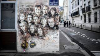 "Мы не сдадимся". В Париже начался суд по делу о теракте в редакции Charlie Hebdo
