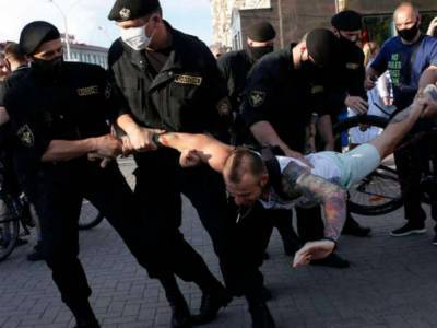 Организаторы уличных протестов толкают Беларусь на рискованный путь евроинтеграции - СМИ