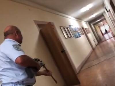 В Казани начальник отдела полиции обстрелял подчиненных