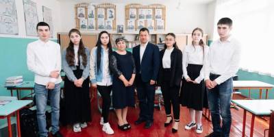 "Лидеры России" провели открытые уроки для школьников Приэльбрусья