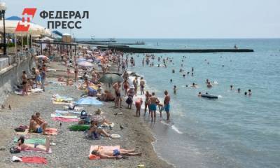 Россиянам сообщили, за сколько можно отдохнуть на море в сентябре