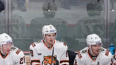 ХК «Амур» начал сезон КХЛ не в оптимальном составе из-за COVID-19