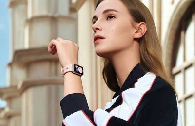 Huawei везет в Россию сверхдешевые смарт-часы, очень похожие на Apple Watch. Видео