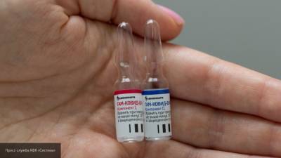 Геронтолог Новоселов оценил действие вакцины от коронавируса на пенсионеров