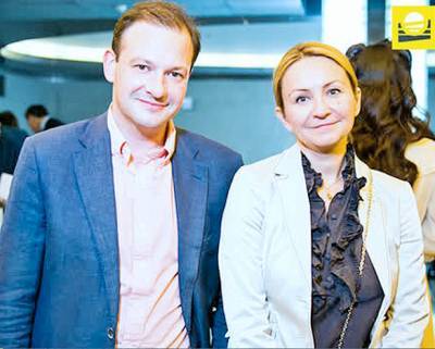 Жена пропагандиста Сергея Брилева стала гражданкой Великобритании